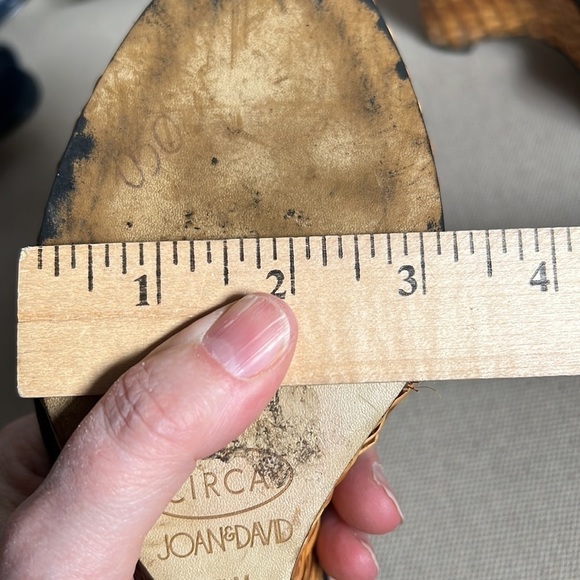 Circa Joan & David black leather open toe wicker wedges size 7.5 - Picture 9 of 9